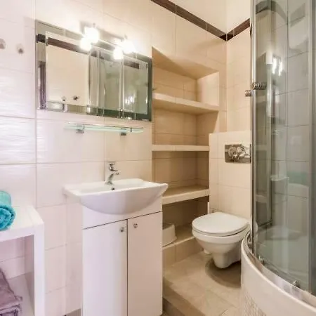 Kamienica Nad Motlawa Apartment *